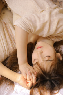 门卫老李干了校花琦琦
